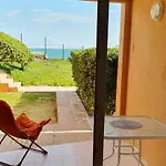 Cosy T2 Refait A Neuf Climatise, Vue Avec Terrasse Et Jardin, Wifi Piscine Tennis Et Parking