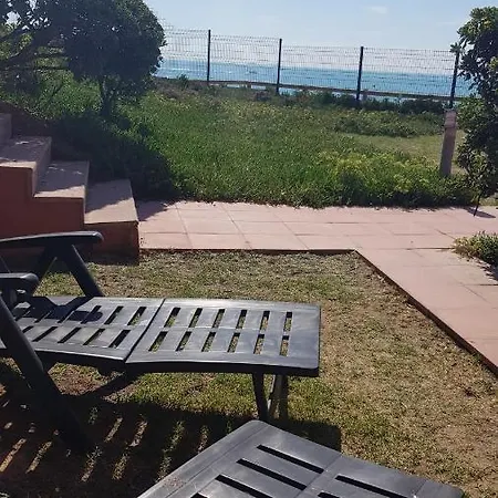 Cosy T2 Refait A Neuf Climatise, Vue Avec Terrasse Et Jardin, Wifi Piscine Tennis Et Parking *