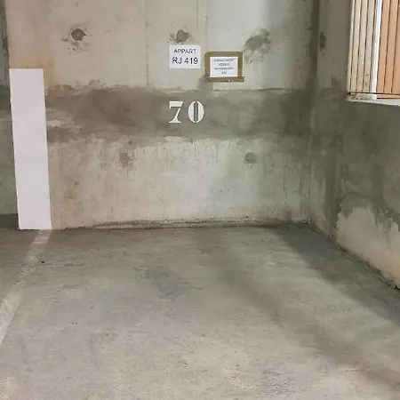 Cosy T2 Refait A Neuf Climatise, Vue Avec Terrasse Et Jardin, Wifi Piscine Tennis Et Parking Apartment Sete