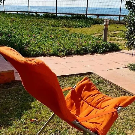 Cosy T2 Refait A Neuf Climatise, Vue Avec Terrasse Et Jardin, Wifi Piscine Tennis Et Parking Apartamento