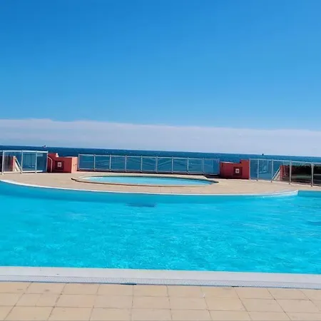 Cosy T2 Refait A Neuf Climatise, Vue Avec Terrasse Et Jardin, Wifi Piscine Tennis Et Parking *