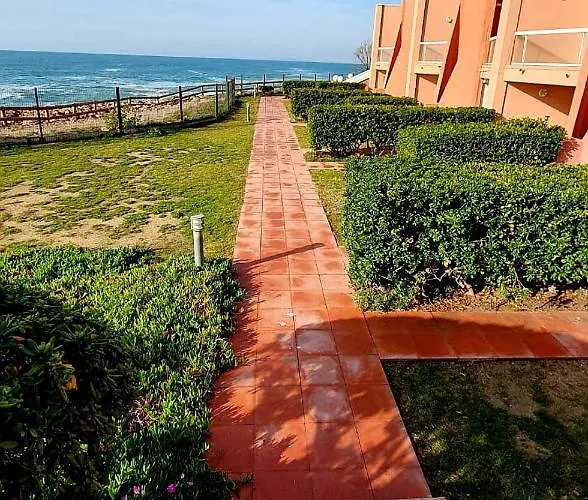 Apartment Cosy T2 Refait A Neuf Climatise, Vue Avec Terrasse Et Jardin, Wifi Piscine Tennis Et Parking